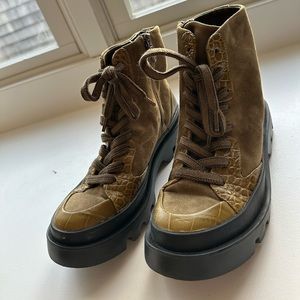 Vince Camuto Booties